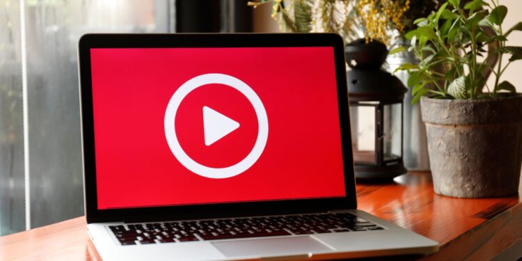 3 Things to Do to Make Your Videos Go Viral