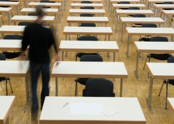 A Comprehensive Guide to Ace the AWS Certified Solutions Architect Associate (SAA-C03) Exam