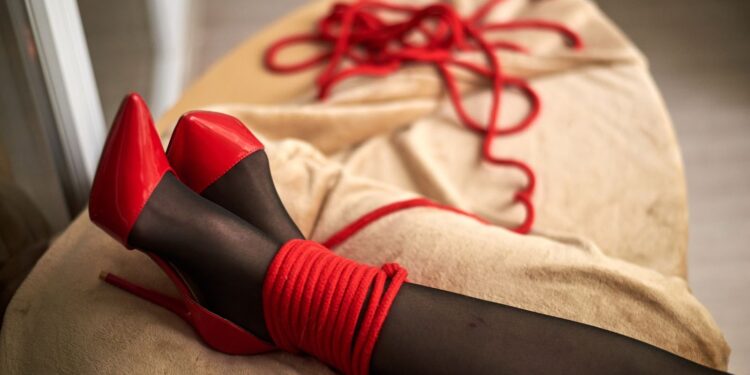 rigger meaning in bed