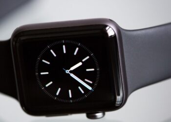 why did apple get rid of the touch bar