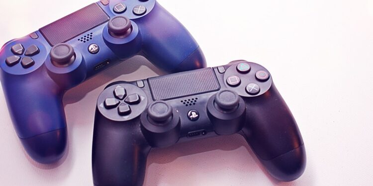 when is roblox coming to ps4