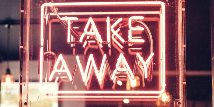 открытые рестораны с едой навынос рядом со мной