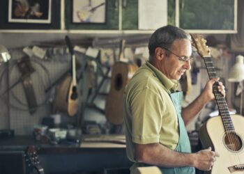 siapa nama saudara yang lebih tua dari petenis profesional william bersaudara