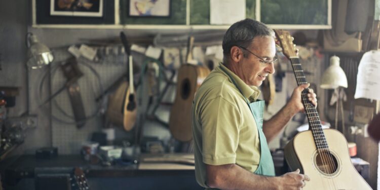 siapa nama saudara yang lebih tua dari petenis profesional william bersaudara