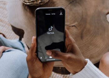 does tiktok integrate with facebook