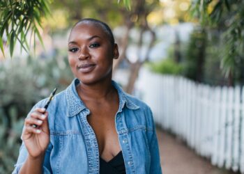 how to make a disposable vape work after it dies