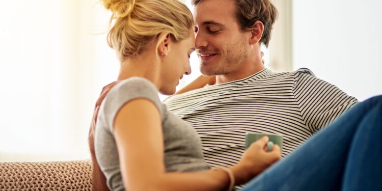 my girlfriend remains friendly with guys that flirt with her what should i do