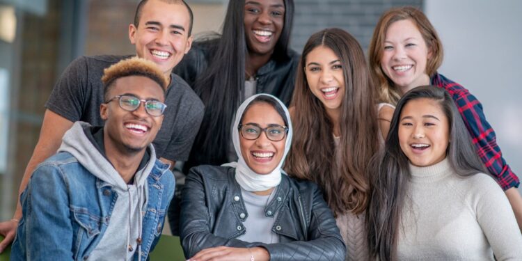 managing cultural diversity involves