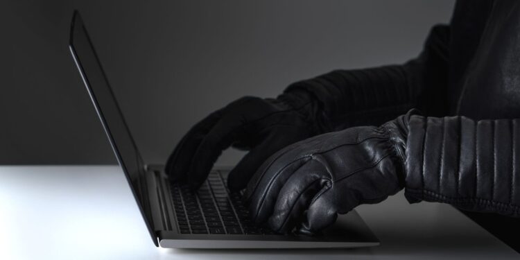 internet acquaintances can pose a security threat