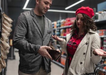 what happens if the buyer don't have enough money at closing