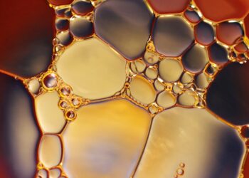 at what number carbon does the nucleotide "base" connect to the sugar?