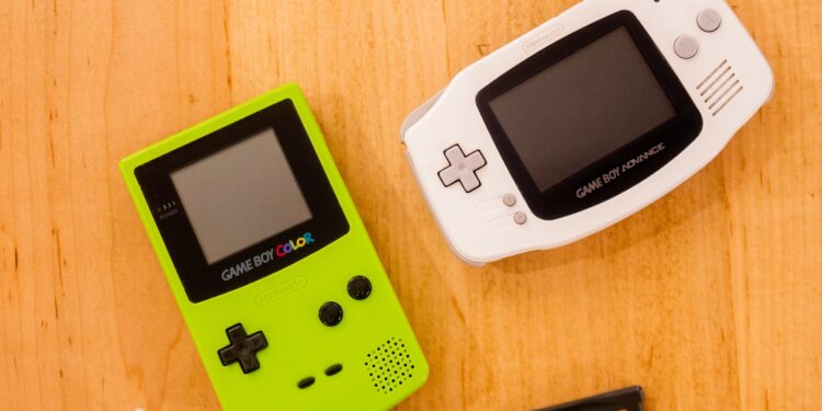 can you play a dvd on xbox one without the internet?