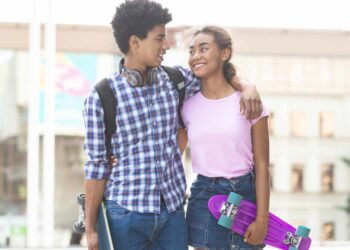 can a 14 year old and a 16 year old date