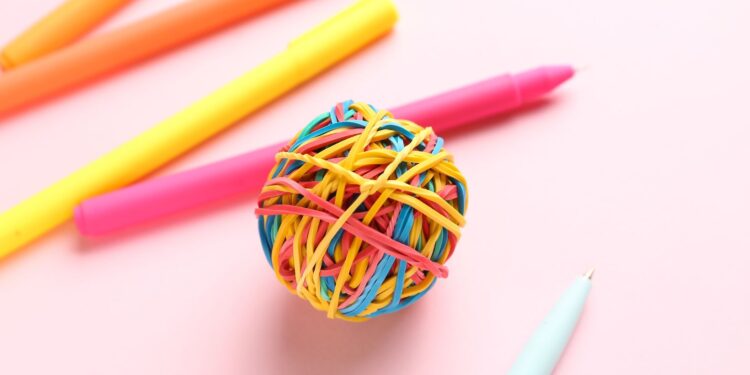 how to make a rubber band ball