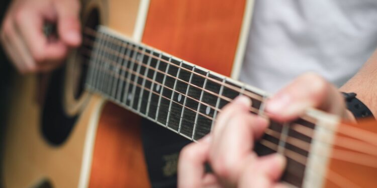 chord ikan dalam kolam