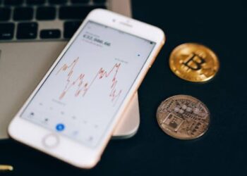 Dreading the Volatility of the Crypto Market? Here Are Some Tricks to Navigate it