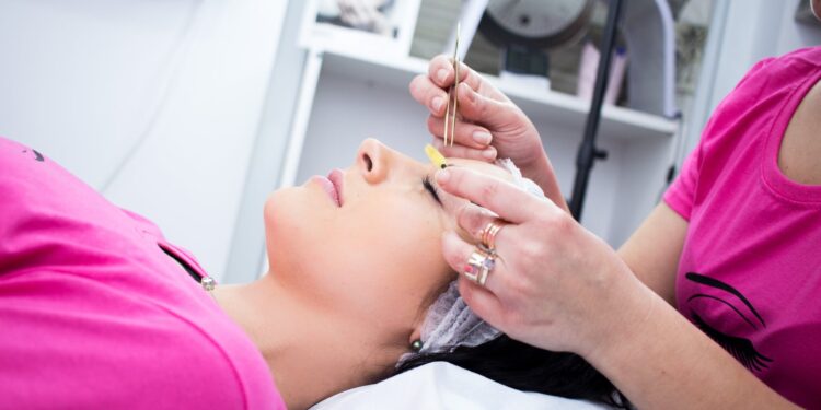 4 skin care for acne scars for dark spot according to dermatologist english.hapekit.com