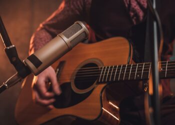 chord gitar rhoma irama - keramat