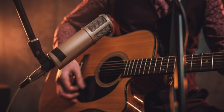 chord gitar rhoma irama - keramat