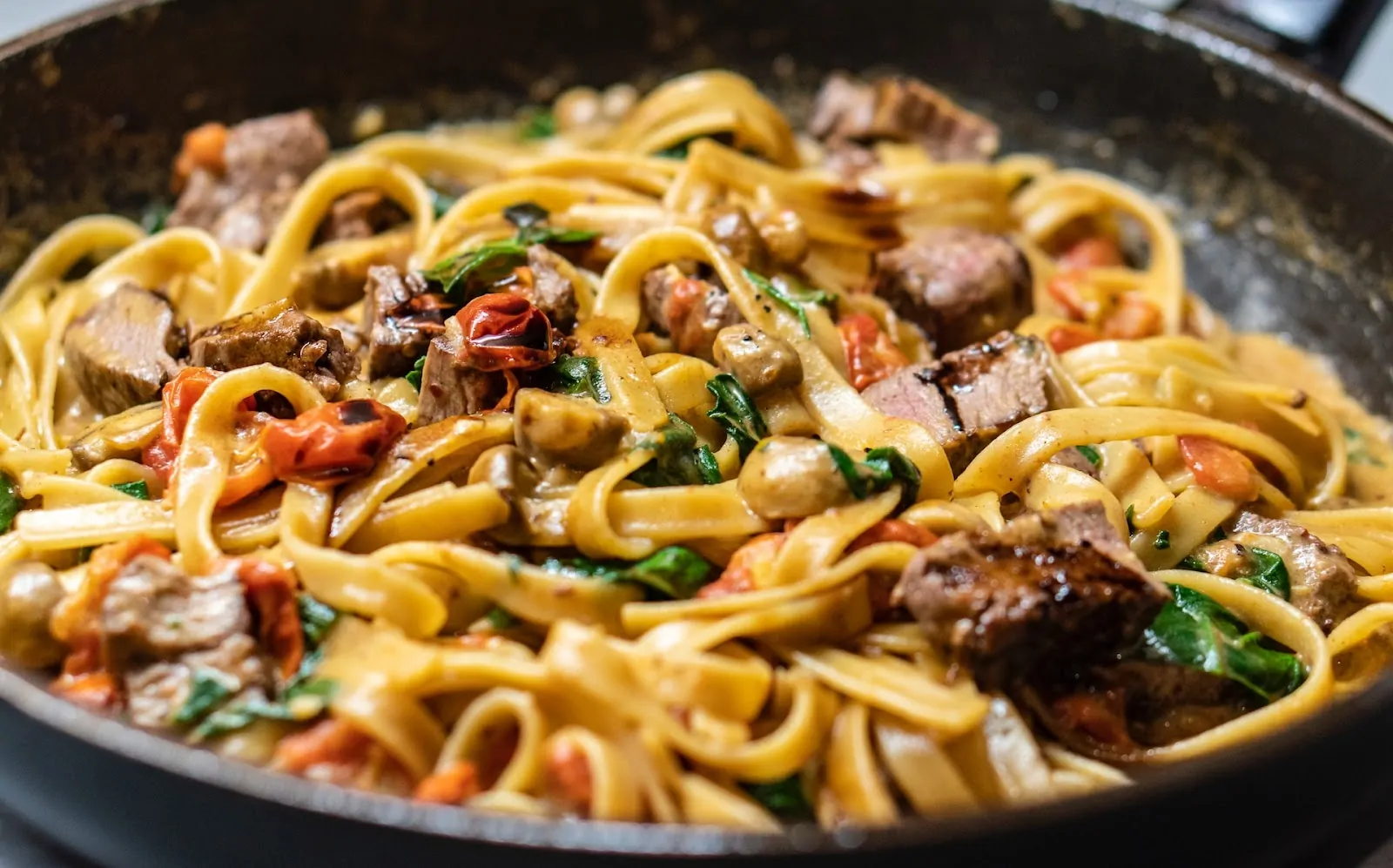 5120x1440p 329 pasta wallpaper